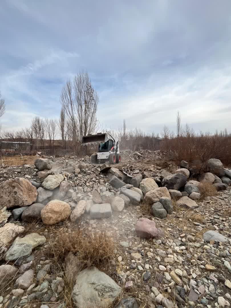 آزادسازی بیش از 8600 مترمربع از حریم و بستر رودخانه زیاران در استان قزوین