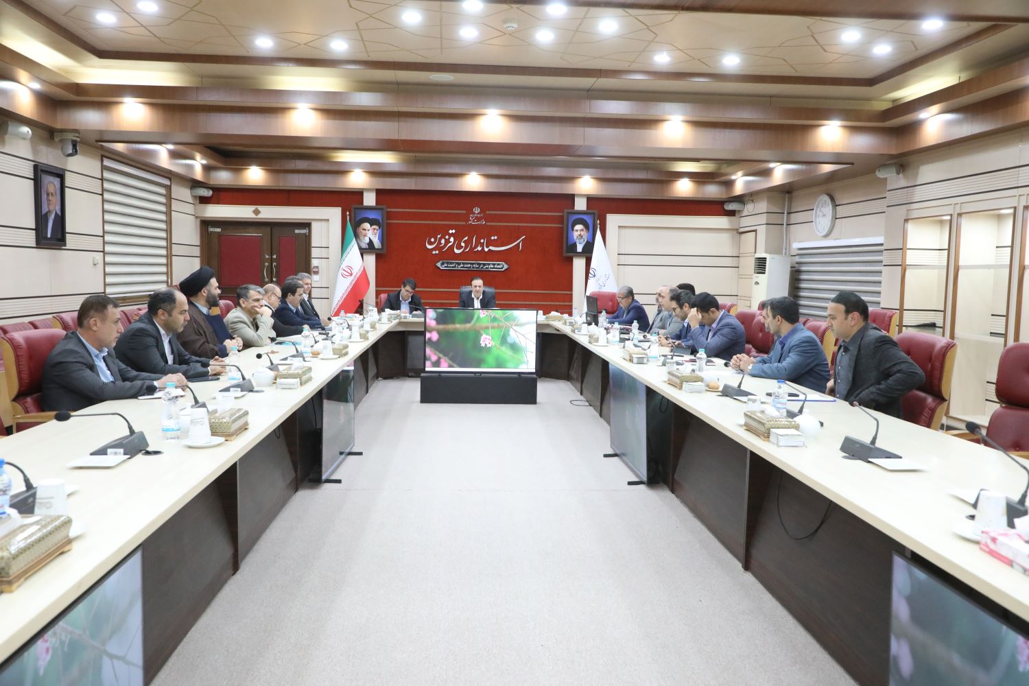 در جلسه سازگاری با کم آبی بر تسریع عملیات اجرایی طرح آبرسانی از سد طالقان به استان قزوین تأکید شد