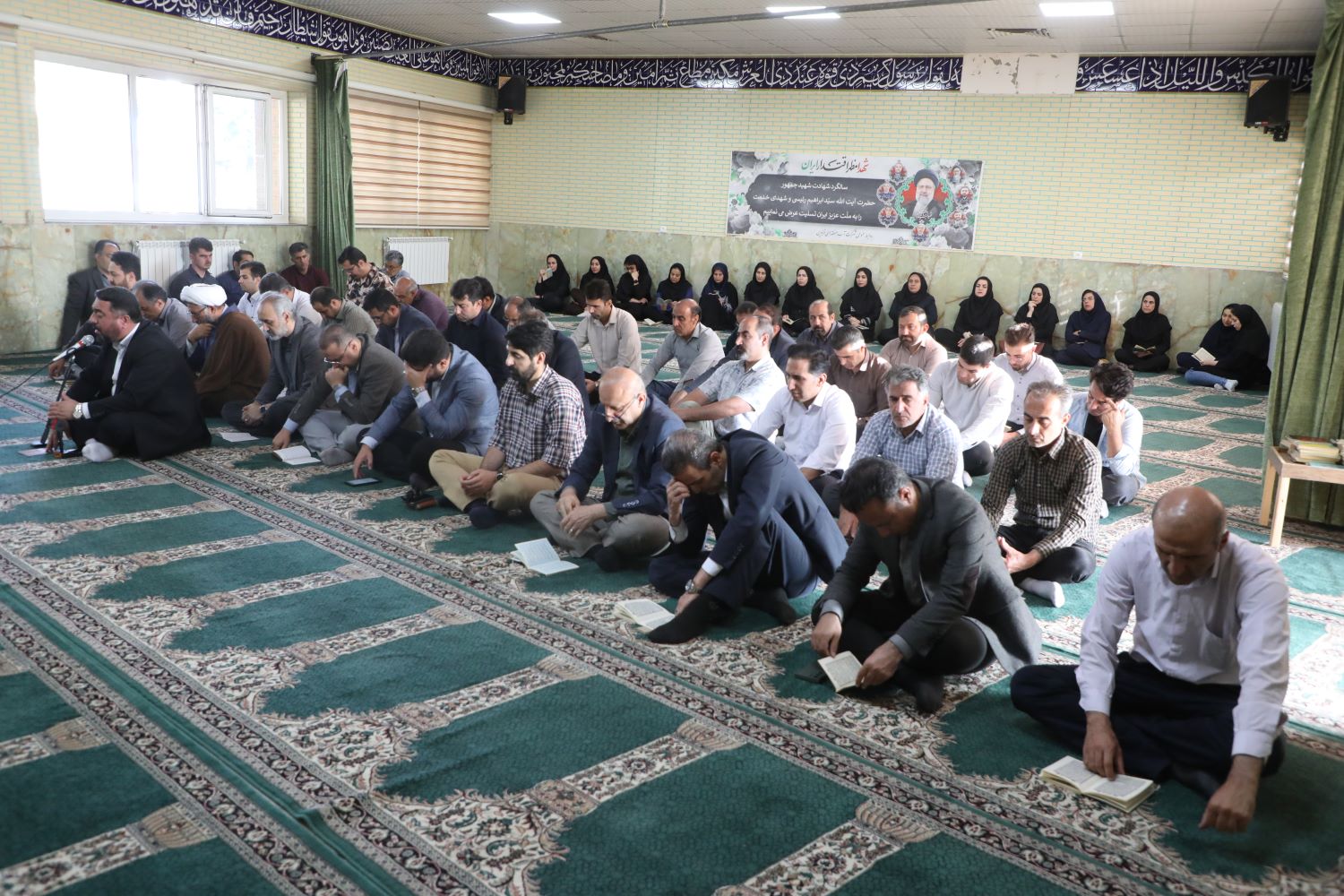 برگزاری مراسم گرامیداشت اولین سالگرد شهید جمهور و شهدای خدمت در شرکت آب منطقه ای قزوین