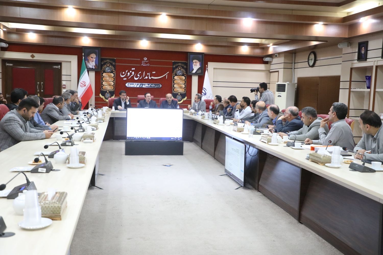 برگزاری سومین جلسه شورای سازگاری با کم آبی استان قزوین